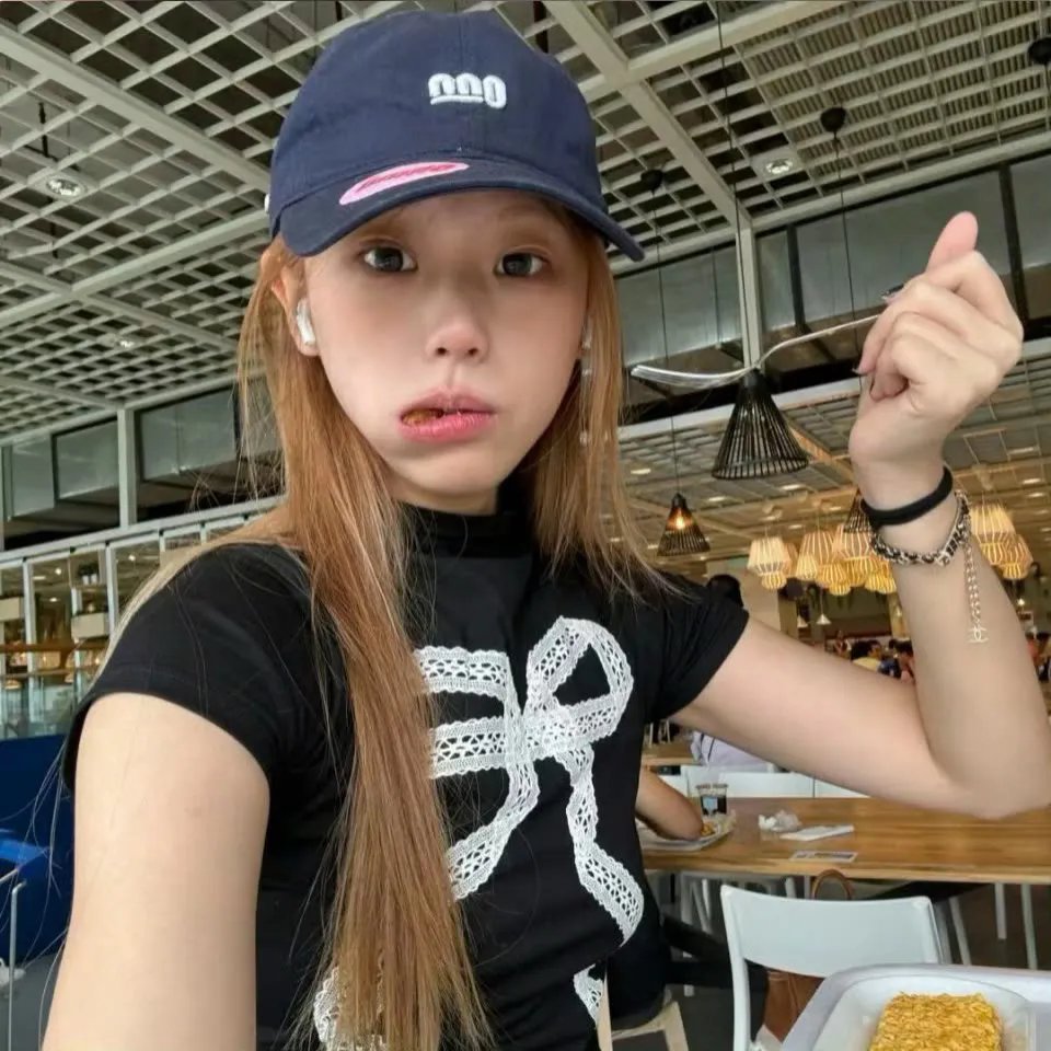 轻轻松松喜剧节